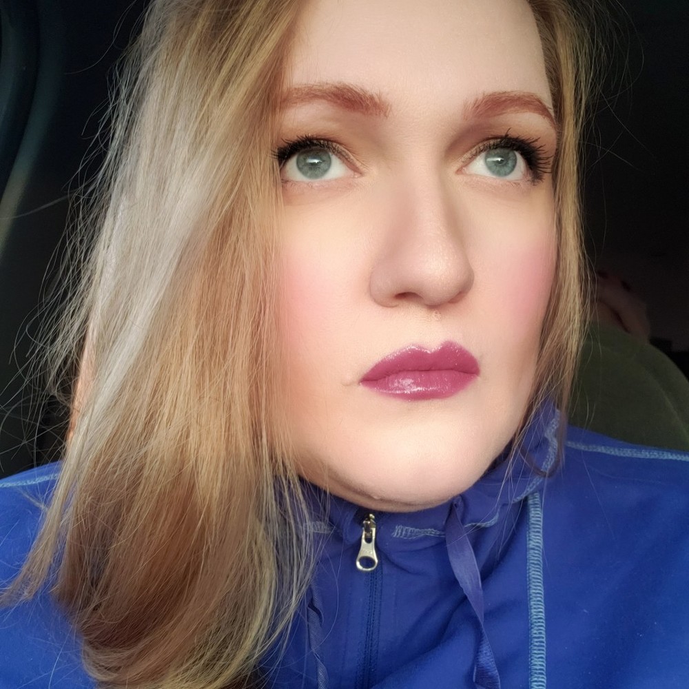 Meet your Posher, Posh